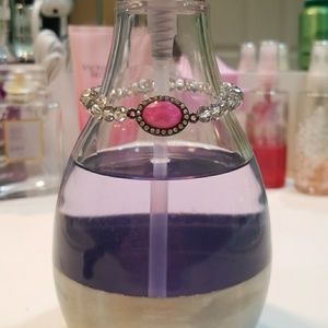 *SOLD* Beautiful beaded bracelet